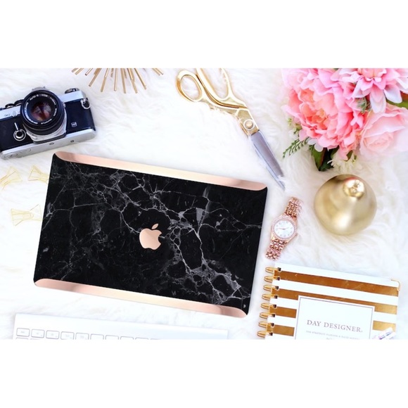 Platinum Edition Macbook Pro 13 Case Bold Black Marble with Rose